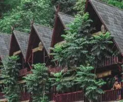 Деревянный коттедж у залива Волги