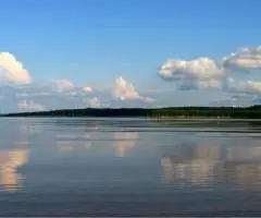 Рыбалка и домик на озере Пено