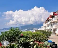 Апартаменты на берегу моря в Отрадном, Ялта